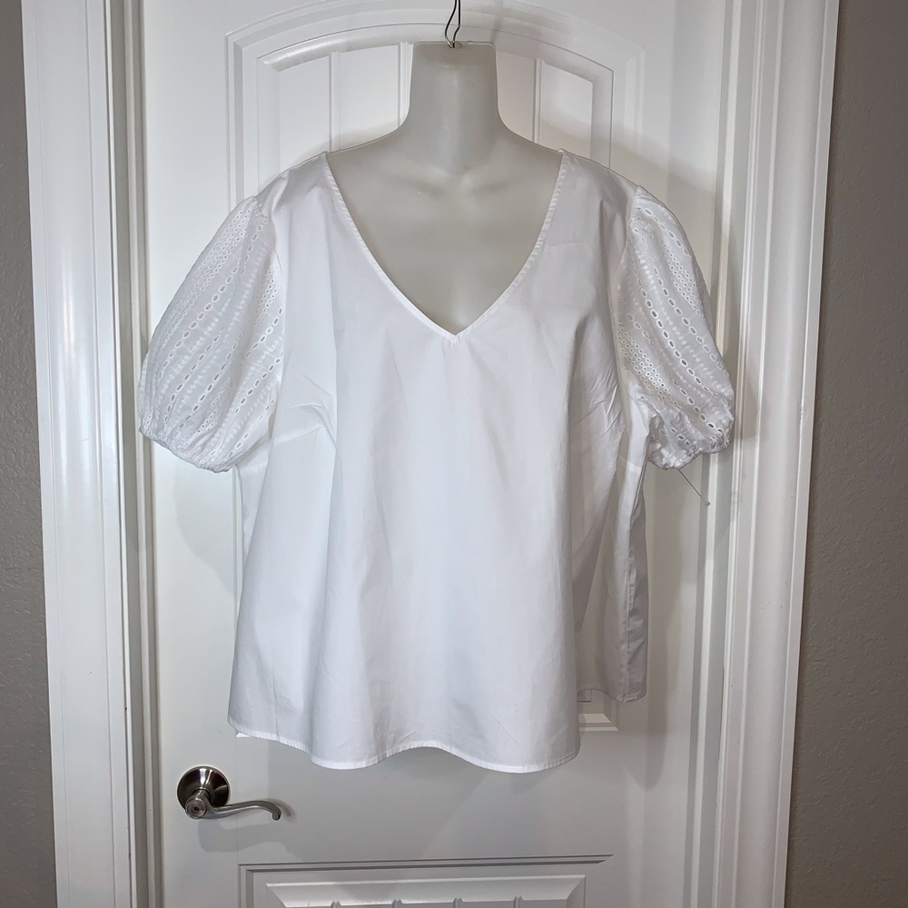 Lush Plus Size White Top with Eyelet Sleeves NWOT